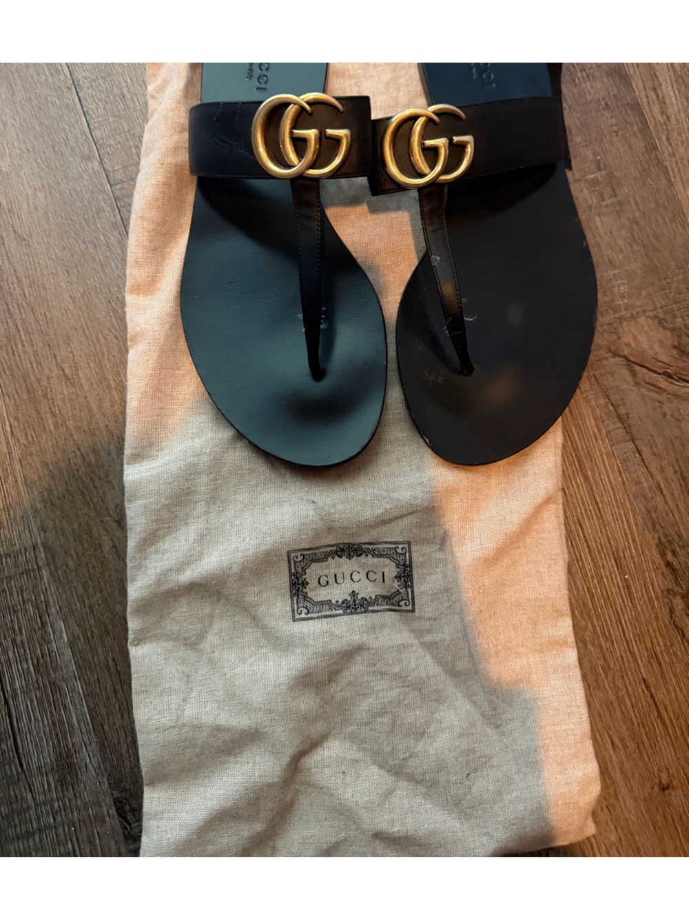 Gucci Black Leather Thong Sandals with Gold GG Hardware